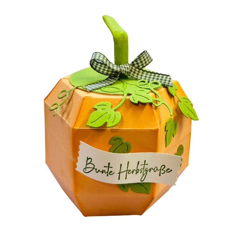 Herbstliche Verpackung basteln, ein Kürbis